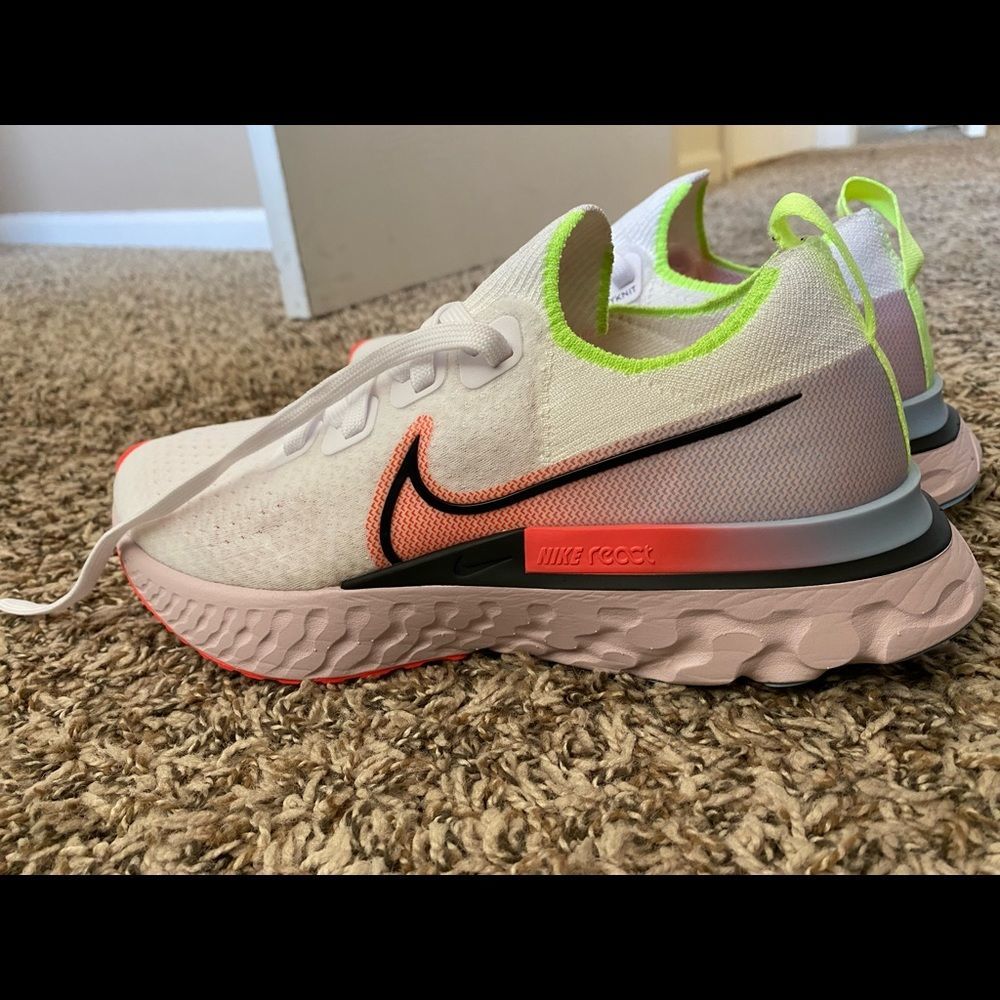 Nike React